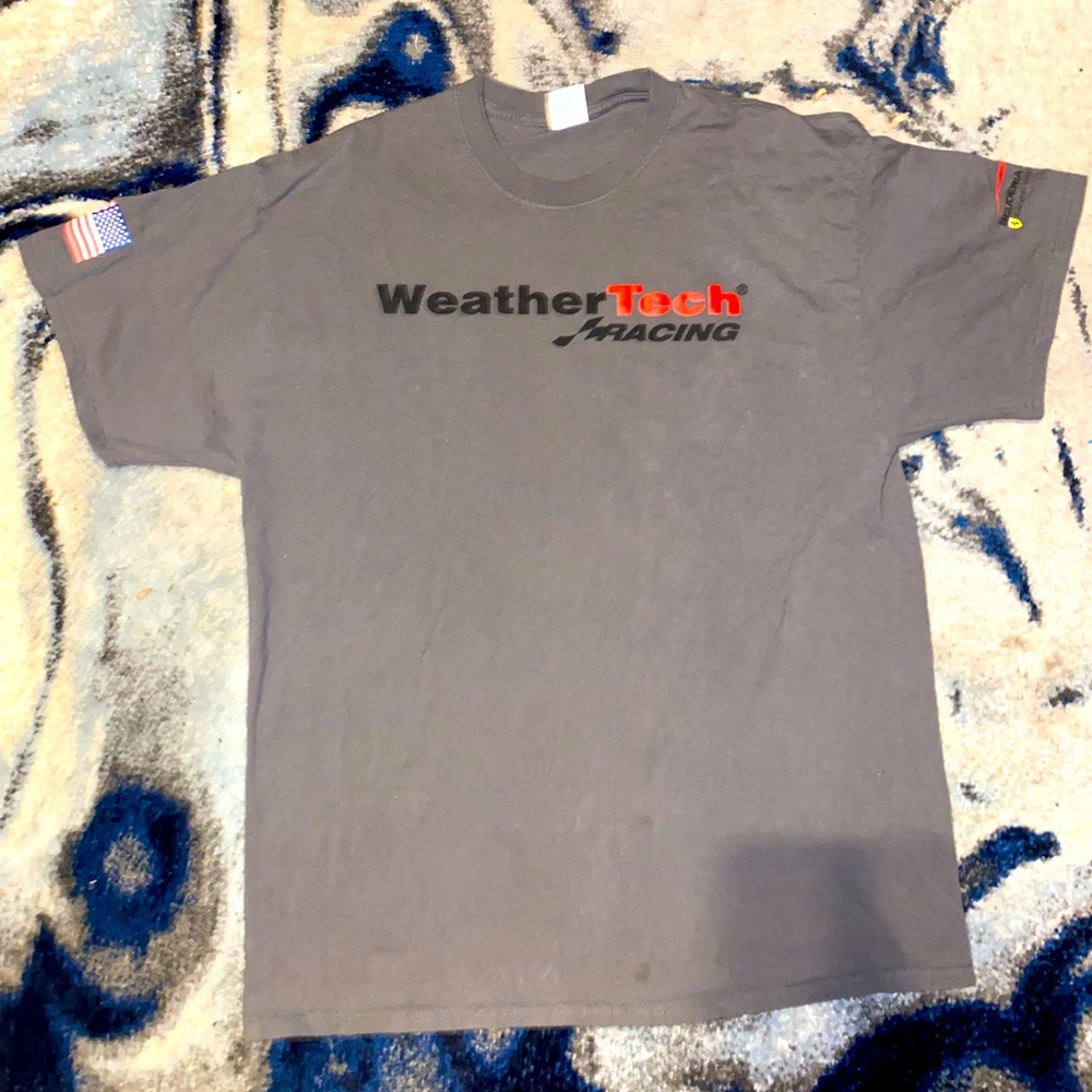 WeatherTech racing shirt-
